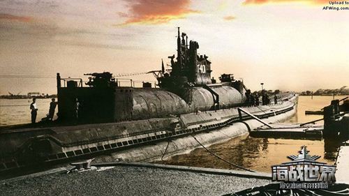 历史上的伊-400型潜艇母舰